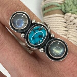NWT Turquoise & Labradorite Three Stone Hand Crafted Sterling Silver Ring Size 8
